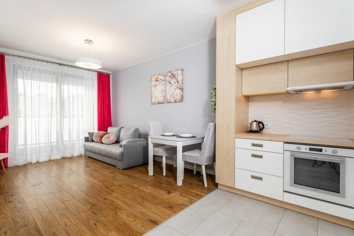 Apartament Sunlit Wola Business Center *